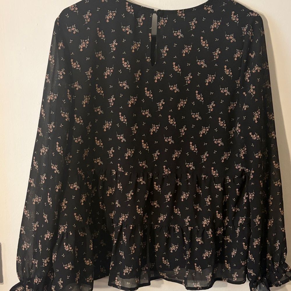 Altered state Black Floral Blouse - Picture 5 of 5